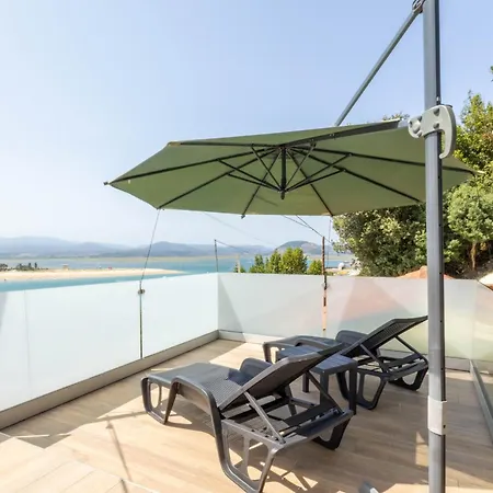 فيلة Melia Santoña