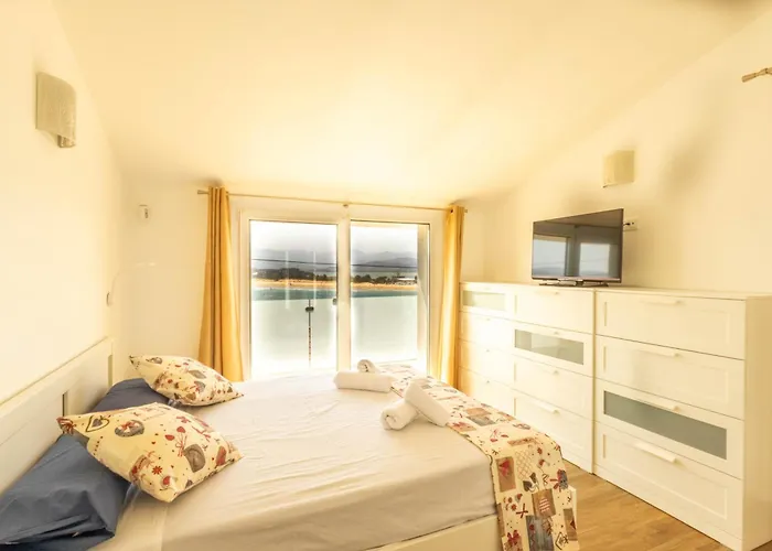 Melia فيلة Santoña